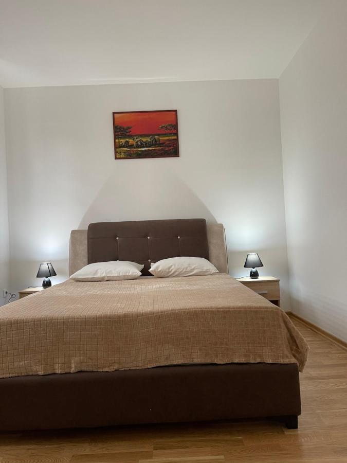 Royal Residence Apartmani 2 Панчево Екстер'єр фото