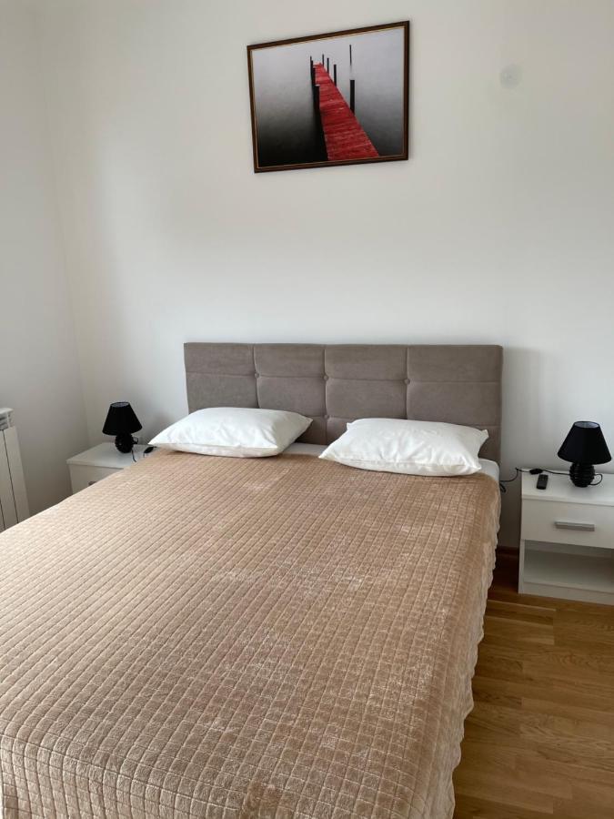 Royal Residence Apartmani 2 Панчево Екстер'єр фото